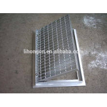 Grille recouverte de zinc simple